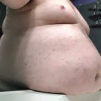 Belly Getting Bigger, a 339lbs foodie From United States