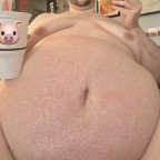 OinkPiggy, a 400lbs feedee From United States