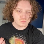 Thickcurlyboy, a 218lbs feedee From United States