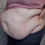 BlubberyBabe, a 355lbs feedee From United States