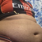 Jambo, a 244lbs feedee From United Arab Emirates