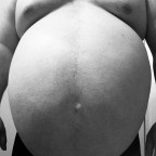 Bigbelly365, a 365lbs fat appreciator From Canada