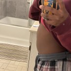 Eme06, a 124lbs feedee From United States