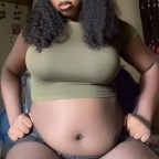 FATbulouslizzie, a 211lbs feedee From United States