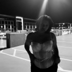 Deepnavellover, a 0lbs  From United States
