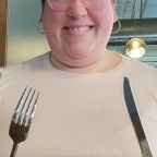 Eatuntilipop, a 301lbs feedee From United States