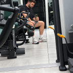 Enri98, a 230lbs fat appreciator From Italy