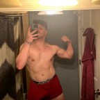 Hungbodybuildee, a 230lbs feeder From United States