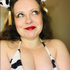 BigBellyGoddess, a 220lbs feedee From United States