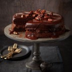 Mrmoon, a 220lbs fat appreciator From Germany