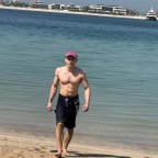 Bumblebees, a 180lbs feeder From United Kingdom