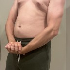 LiftingWhileUEat, a 179lbs feeder From United States